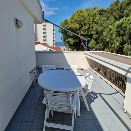 Cairoli Apartment Riccione Exterior photo